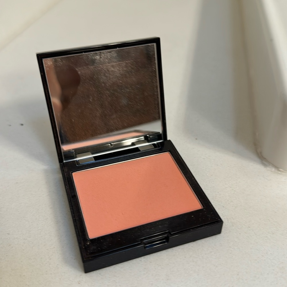 Laura mercier blush Bellini